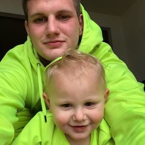 Meet your Posher, Cole